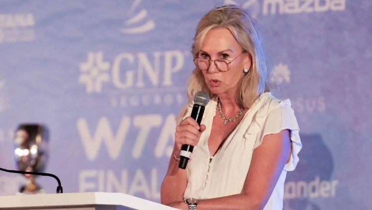 La presidenta de la WTA, Micky Lawler, respondió a las críticas que han recibido las Finals en Cancún.