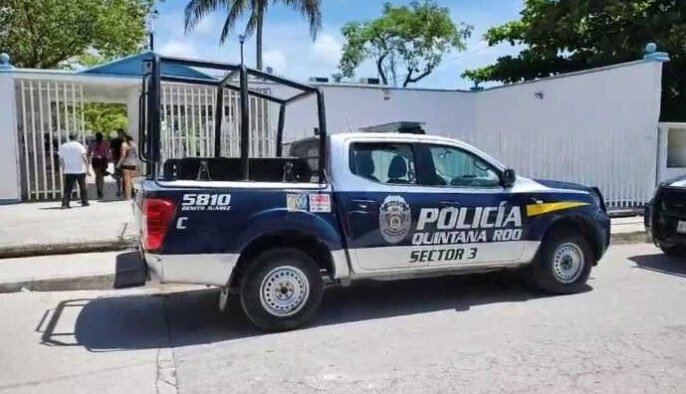 Alumno Causa Pánico en Escuela de Cancún con Pistola de Juguete