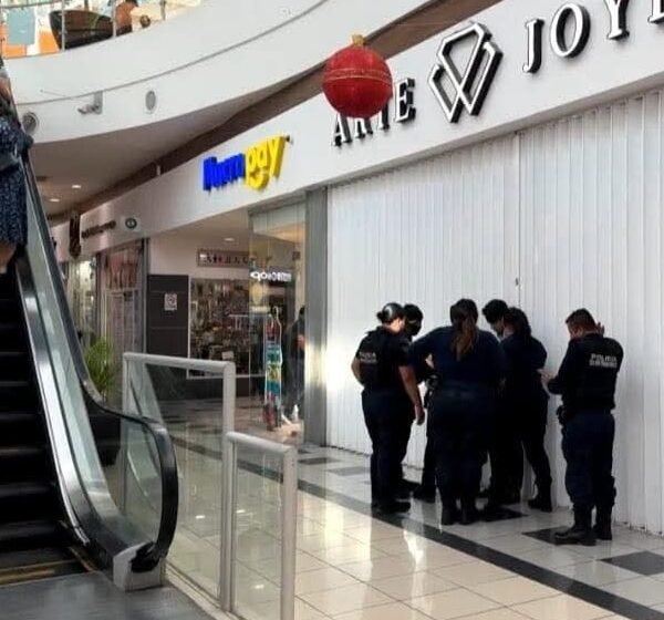 Un violento asalto sacudió la tranquilidad de La Gran Plaza Cancún la tarde del domingo.
