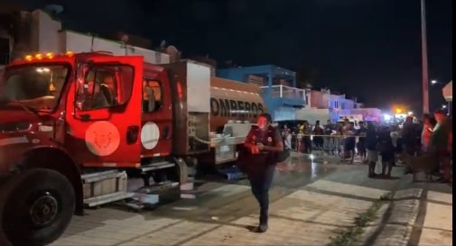  Ataque con bombas molotov provoca incendio y deja un menor fallecido en Cancún