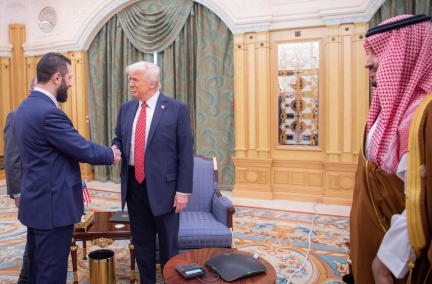  Trump se reúne con el líder sirio Ahmed al-Sharaa y anuncia levantamiento total de sanciones a Damasco