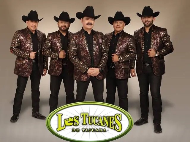 Multan a Los Tucanes de Tijuana por cantar narcocorridos en la Feria de Santa Rita 2025 en Chihuahua