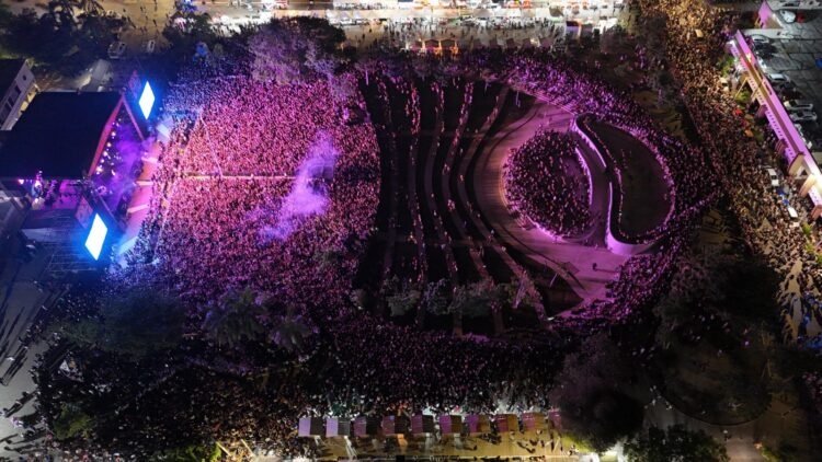 Belanova hizo vibrar Playa del Carmen: más de 35 mil personas celebraron el aniversario de Solidaridad