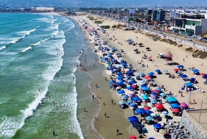  Cofepris alerta sobre 16 playas no aptas para nadar en el verano 2025 por alta contaminación