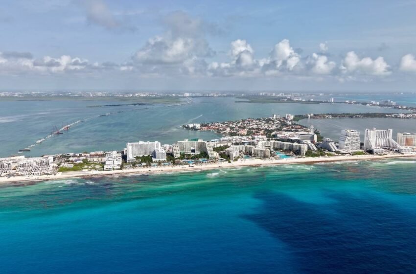  Cancún lidera en América con 49 playas y embarcaciones certificadas Blue Flag para 2025-2026