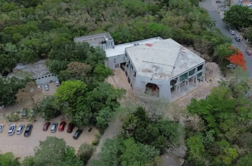 Cruz monumental y cenote bautismal de la Catedral de Cancún no tienen autorización ambiental