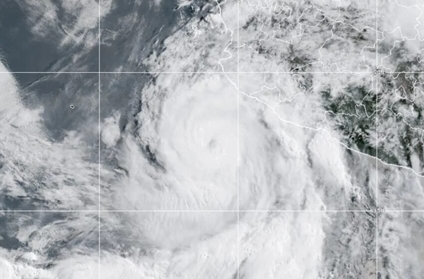  ‘Flossie’ ya es huracán categoría 2; alerta en costas de Jalisco, Colima, Guerrero y Michoacán