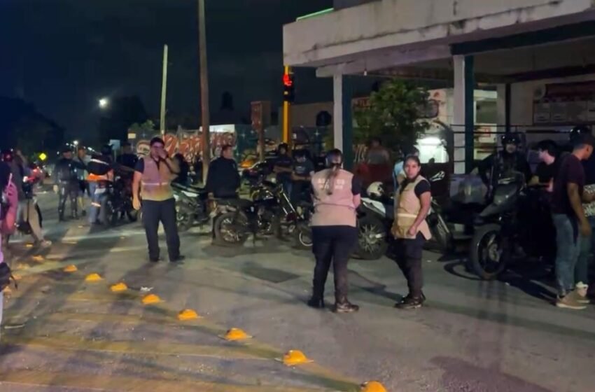  Operativo sorpresa en Cancún: más de 40 motocicletas retenidas por incumplir el reglamento vial