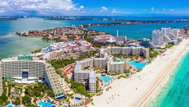 Quintana Roo reporta 69% de ocupación en verano: Sedetur asegura que el sargazo no afectó al turismo