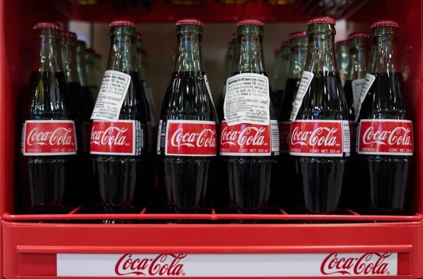  Coca-Cola reducirá 30% las calorías de sus bebidas en México y bajará el precio de las versiones sin azúcar