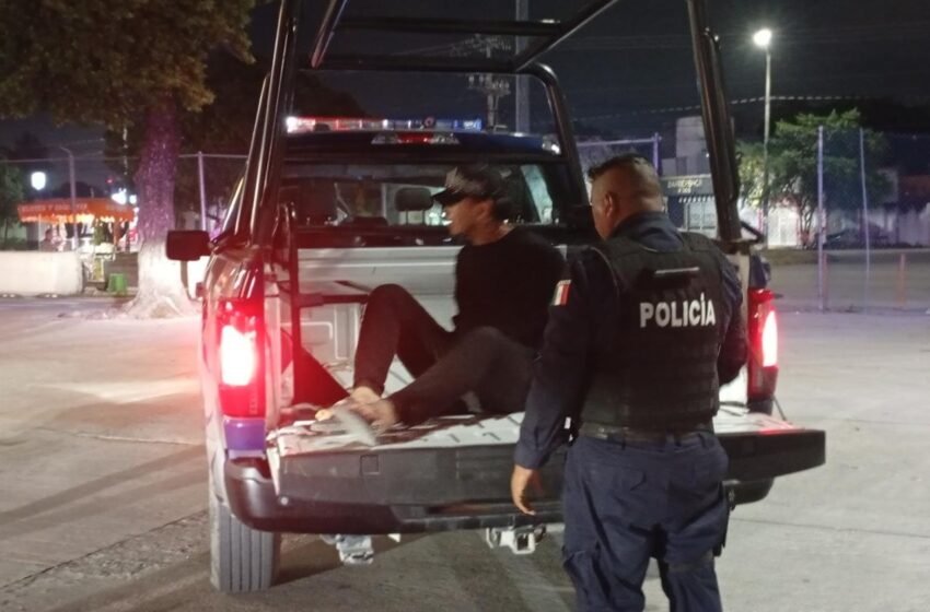  Le ponen un “cuatro” en Cancún Mall y termina detenido por venderle al dueño su propia moto robada