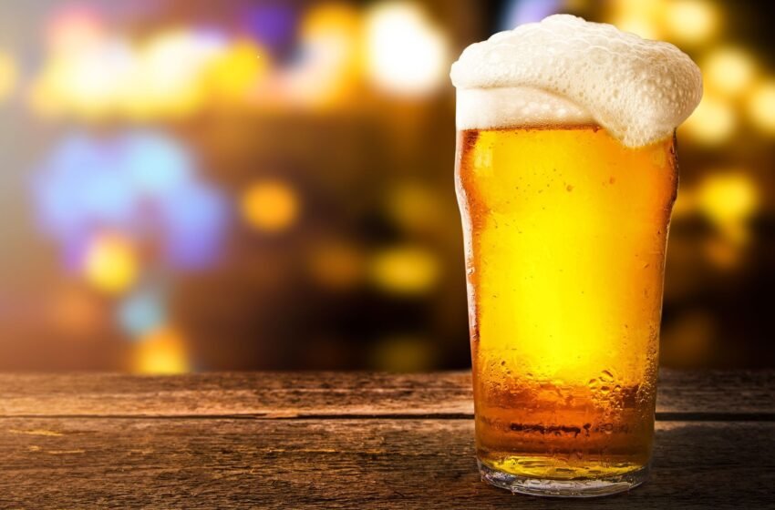  Consumo excesivo de alcohol aumenta el riesgo de cáncer de colon y recto, advierte nuevo estudio