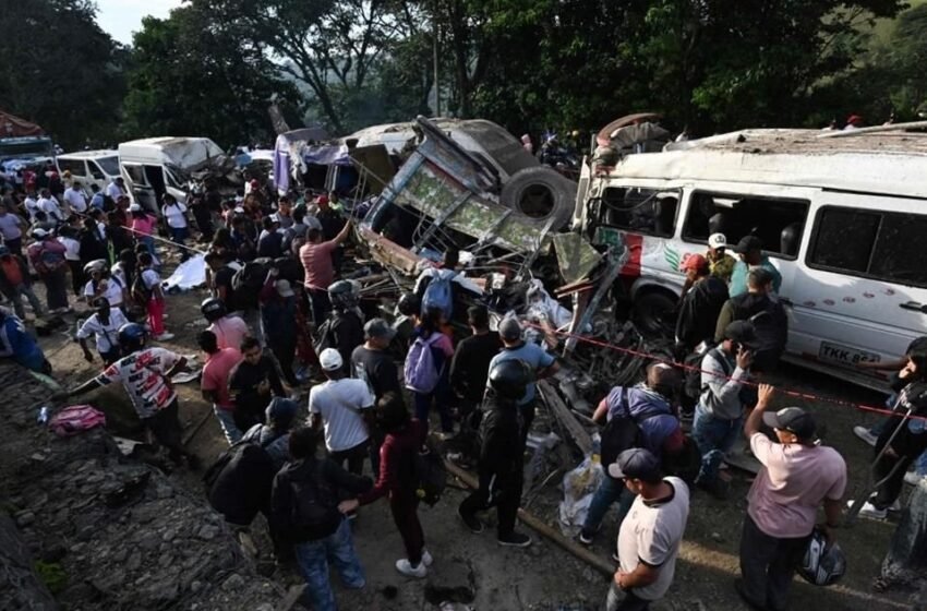  Ataque con explosivos en Colombia deja al menos 20 muertos en Cauca; reportan 26 atentados en dos días