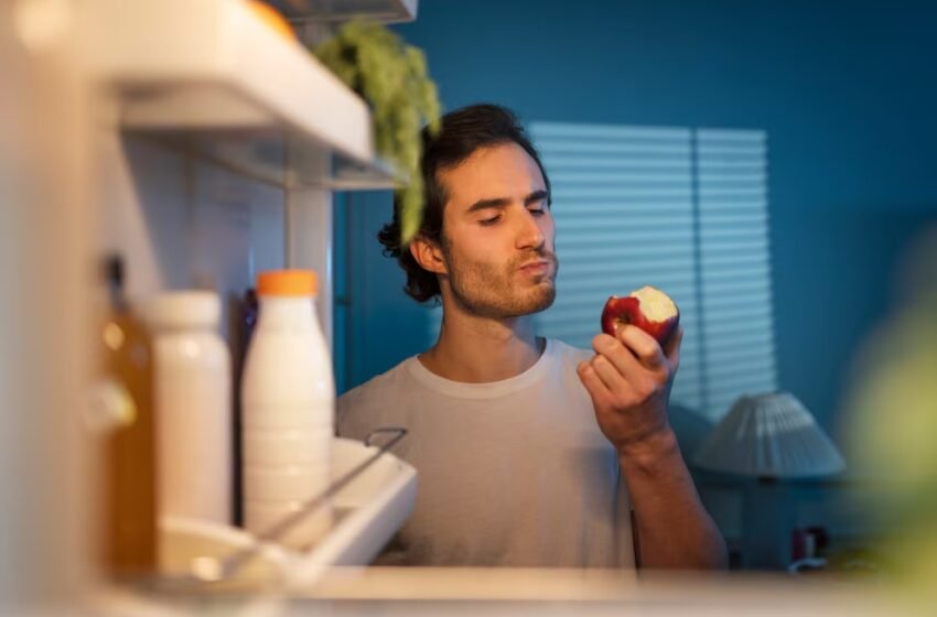  Cómo dejar de comer en exceso: 5 hábitos simples recomendados por expertos para mejorar tu salud