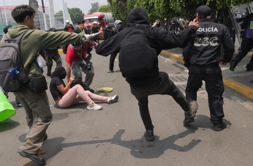  CNTE intensifica protestas en México: bloqueos, marchas y toma de aeropuertos se extienden en al menos 12 estados