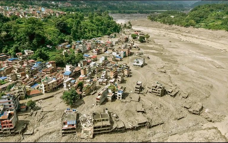  Nepal eleva a 289 los muertos por la riada en la frontera con el Tíbet; cientos siguen desaparecidos