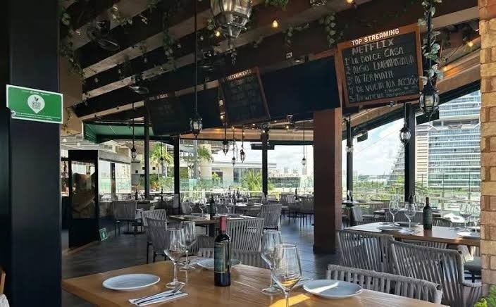  Restaurantes de Cancún operan por debajo del 50 % y esperan recuperación a partir de noviembre